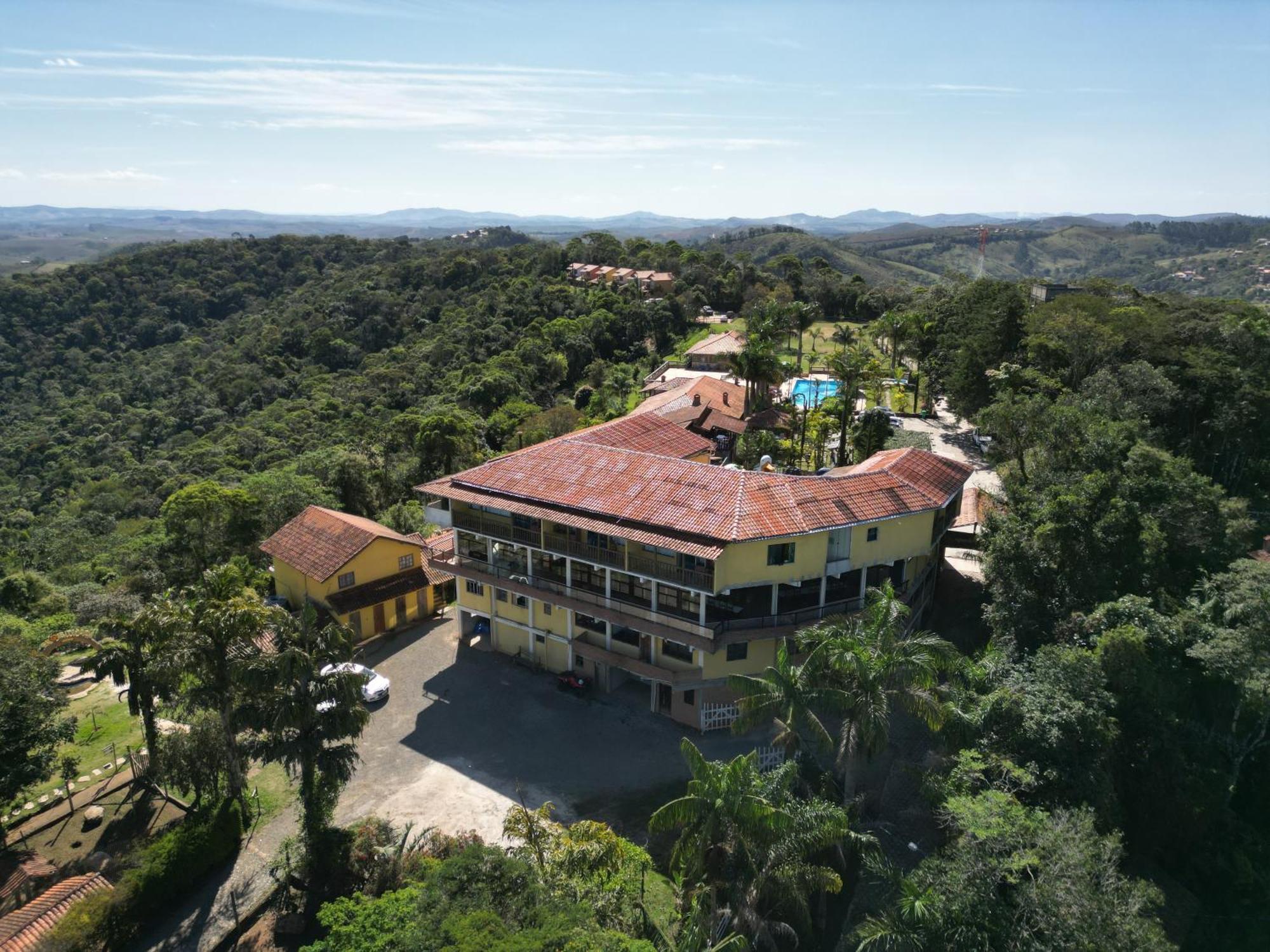 Hotel Alpha Ville Chales Conceição da Ibitipoca المظهر الخارجي الصورة