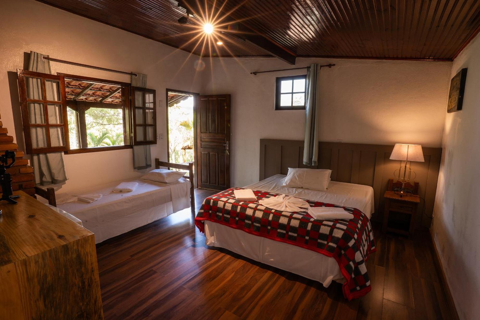 Hotel Alpha Ville Chales Conceição da Ibitipoca المظهر الخارجي الصورة