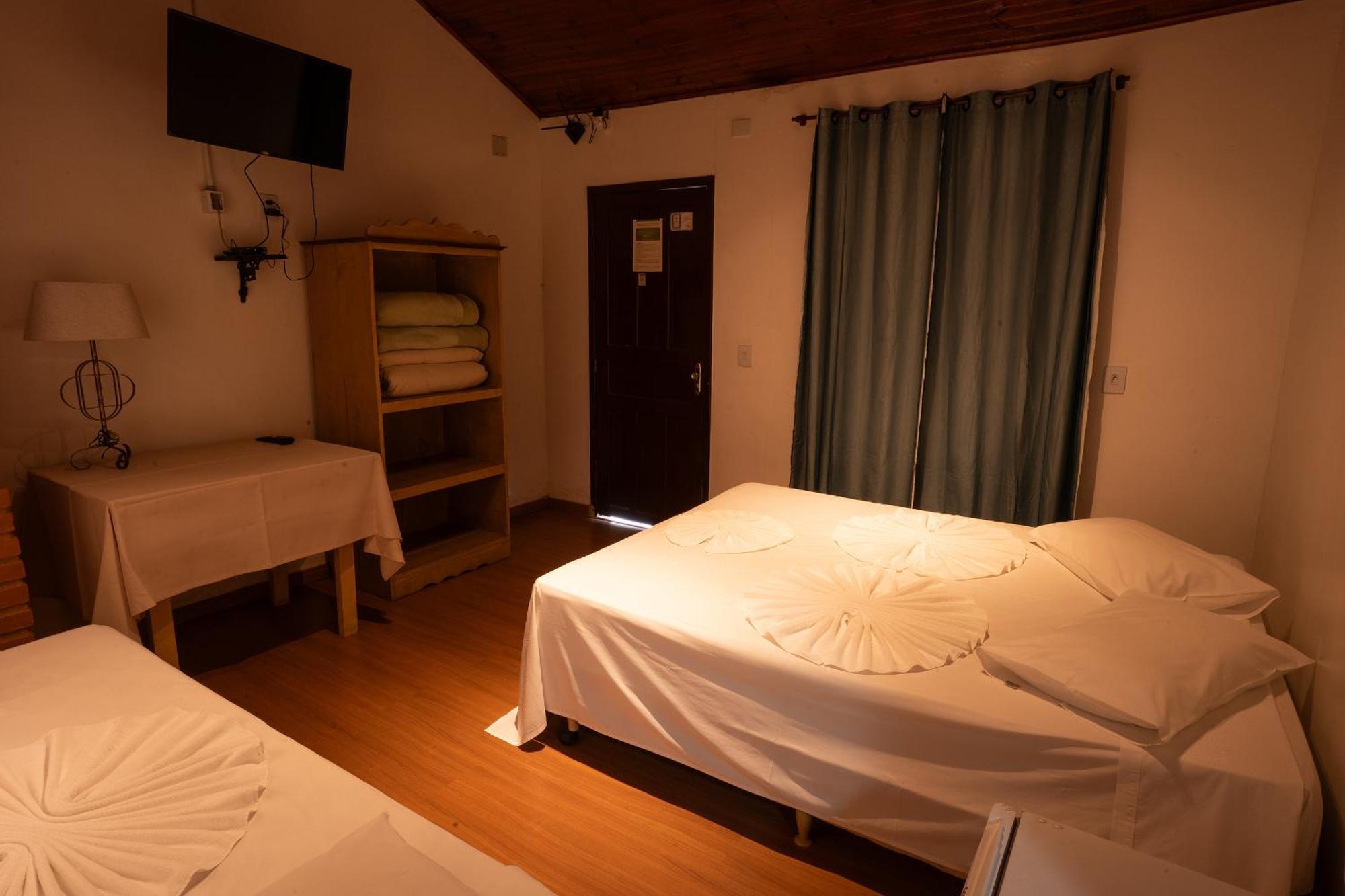 Hotel Alpha Ville Chales Conceição da Ibitipoca المظهر الخارجي الصورة